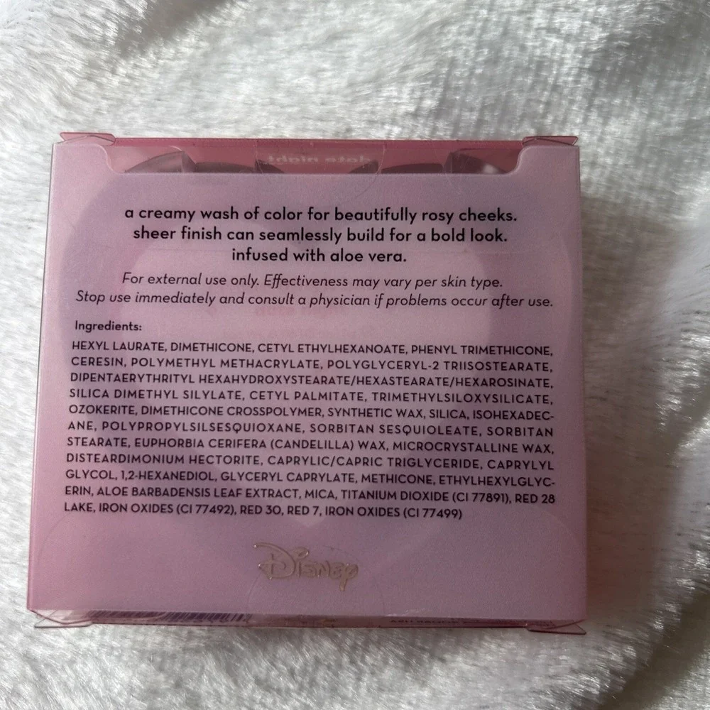 The Creme Shop Limited Edition Minnie Mouse Pink Blush‎ Balm Disney. Date night.